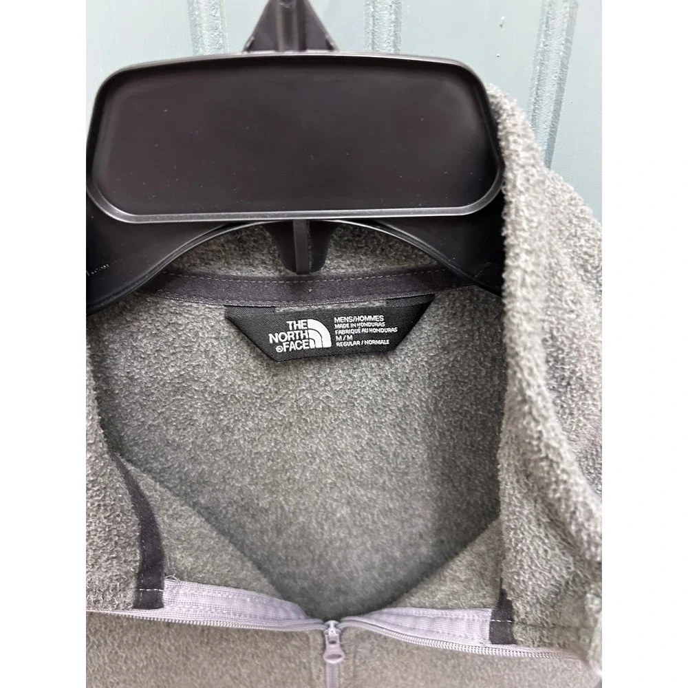 The North Face Mens Gray Quarter‎ Zip Pullover Fleece Jacket Sweater Medium
